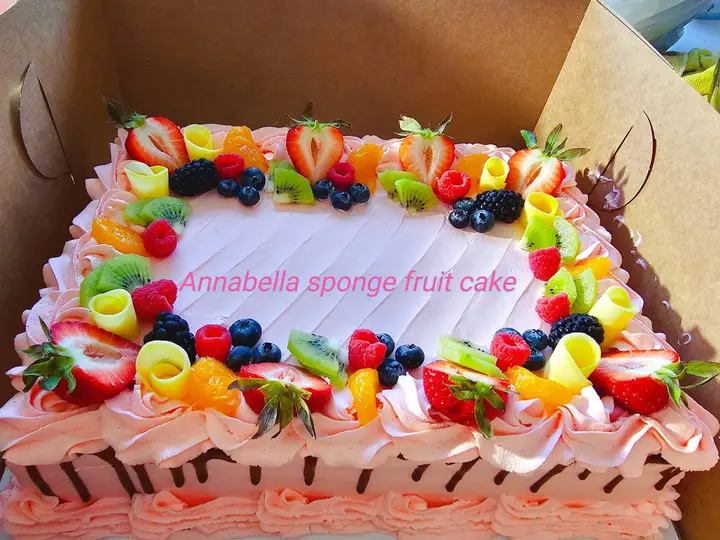 Annabella's Sponge fruit cake photo — Restaurant