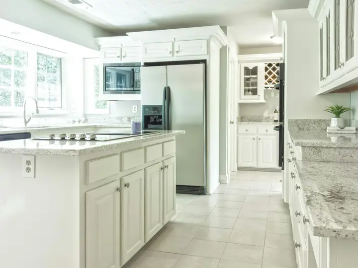 Ashley Moua — Real Estate Agent