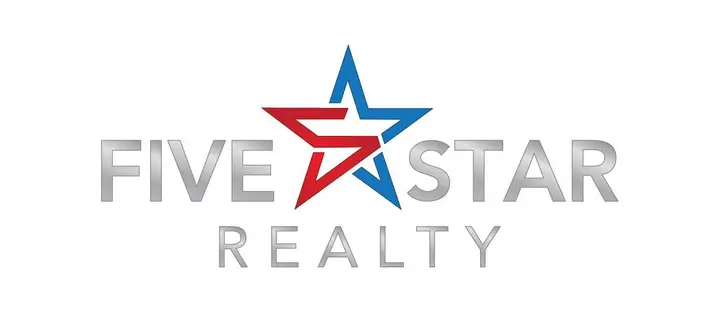 Chong Lo, Realtor photo — Real Estate Agent