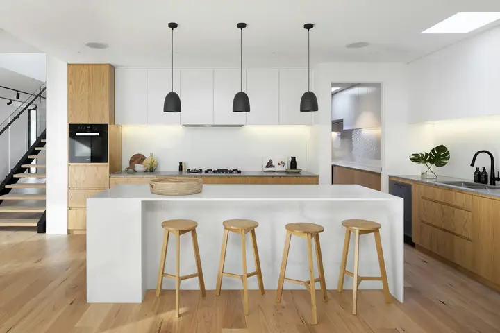 Chongneng Thao — Real Estate Agent