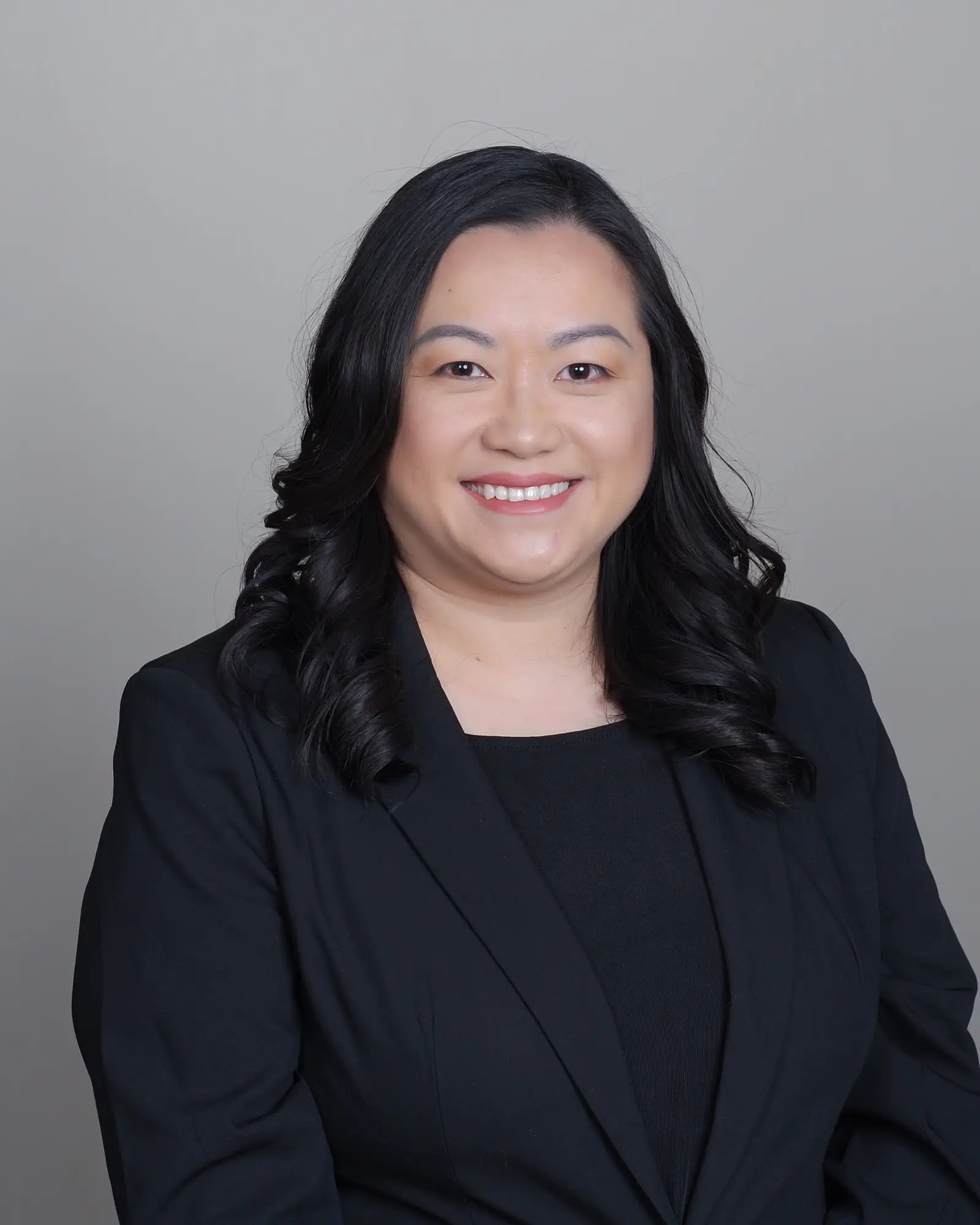 Edward Jones — Financial Advising: Maikou Vu photo, Financial & Insurance