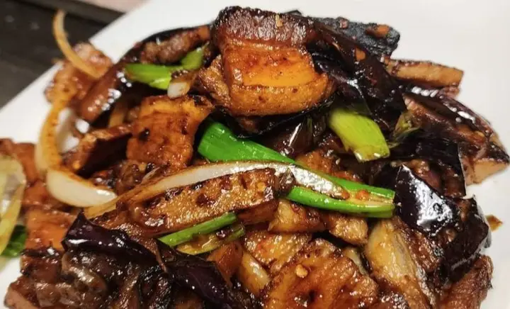 Far East Bar & Restaurant photo — Restaurant