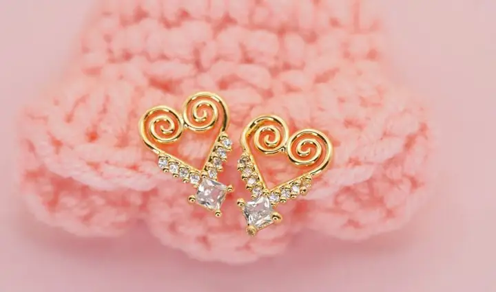Her Charm Box photo — Retail Shop