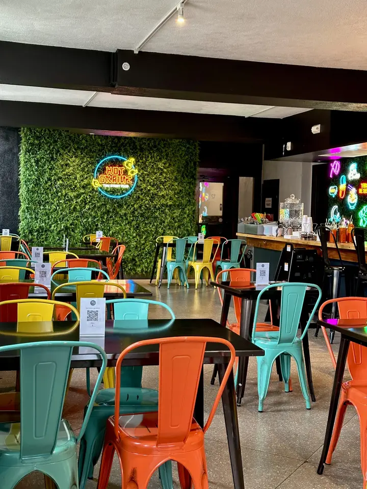 HOT GRAINZ — Thai Street Food photo — Restaurant