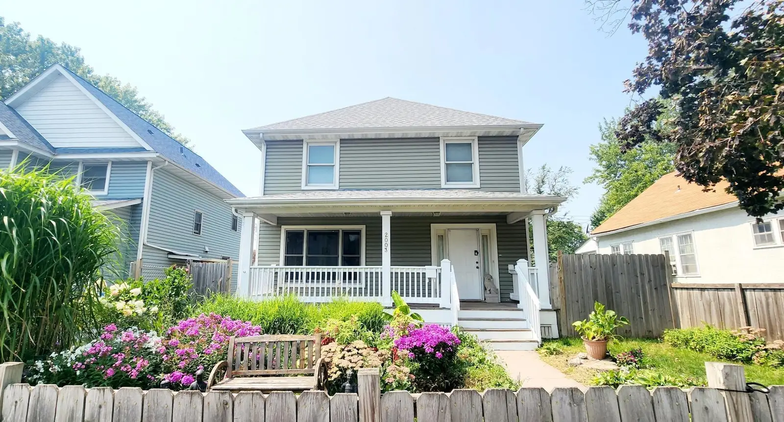 Kao Vue, Realtor photo, Real Estate Agent