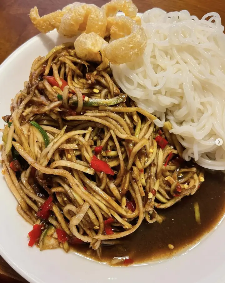 Koom Siab Grocery & Deli photo — Grocery Store