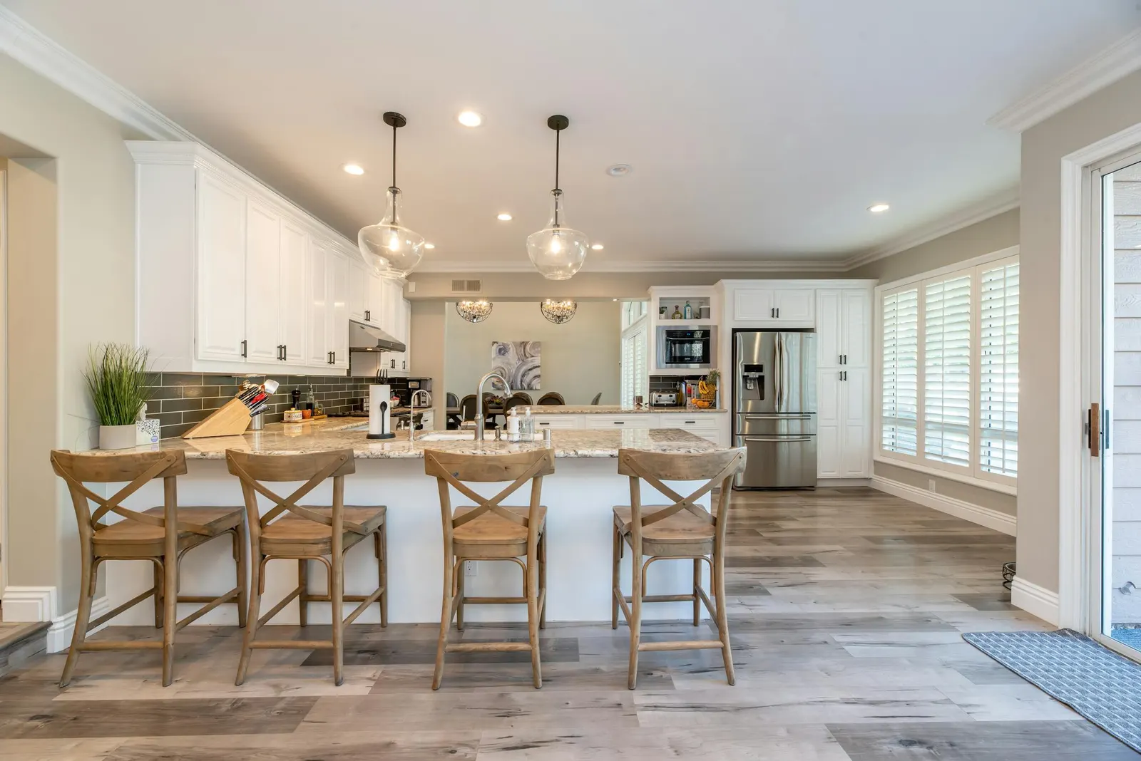 Leesha Yang-Lee, Real Estate Agent