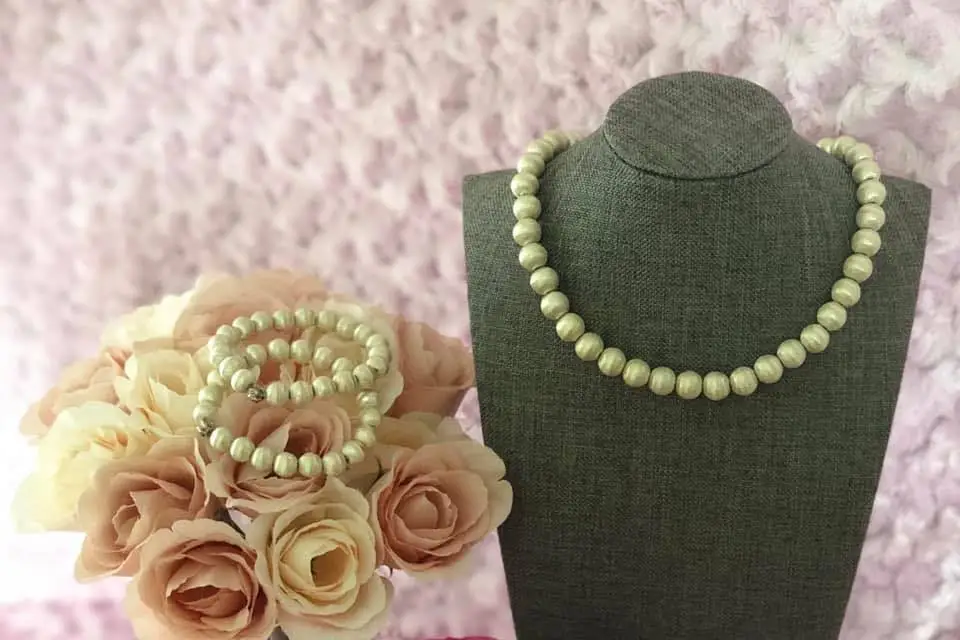 Lucky Nkaujxwb Jewelry photo, Retail Shop