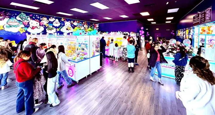 Magical Claws — Claw Machine Arcade photo — Retail Shop