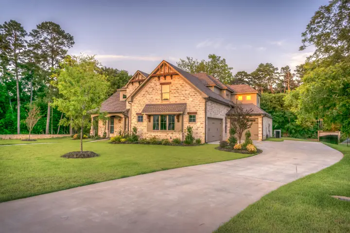 Precious Vang, REALTOR® photo — Real Estate Agent