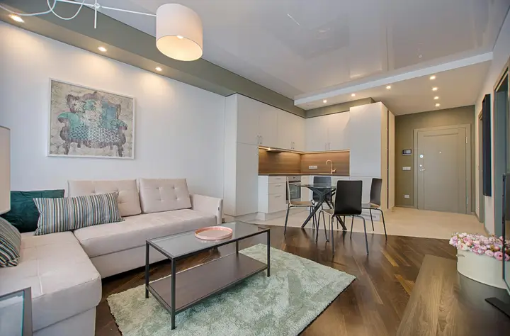 Sammie Yang — Real Estate Agent
