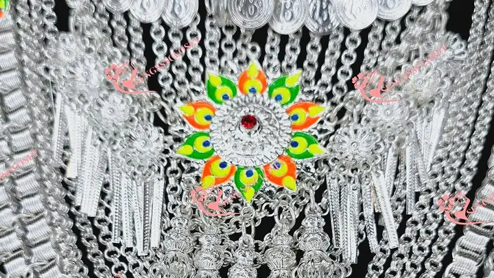 Sengs Closet LLC photo — Retail Shop