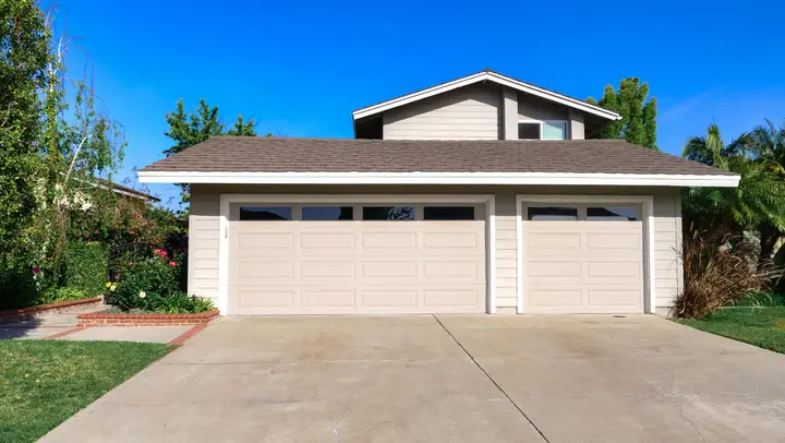 Toby Yang — Real Estate Agent