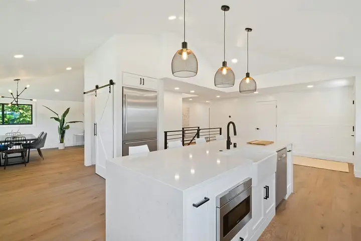 Vu Home RenoVision photo — Home Service