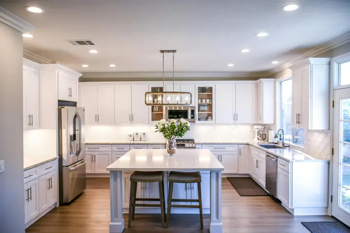 Yeng Moua — Real Estate Agent