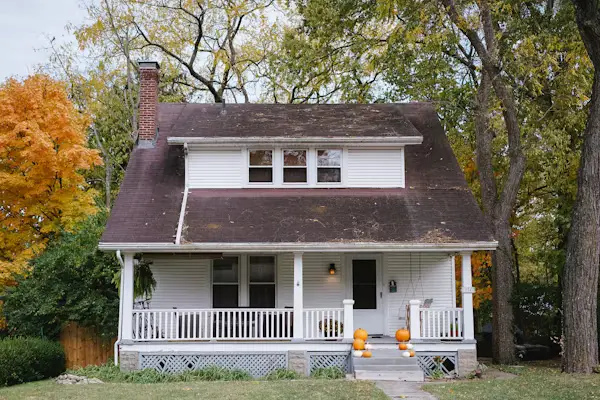 Yer Lor, Realtor photo — Real Estate Agent