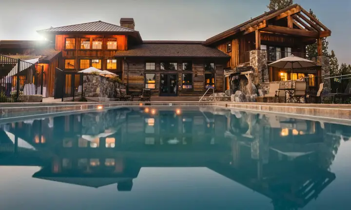 Yia Thao — Real Estate Agent